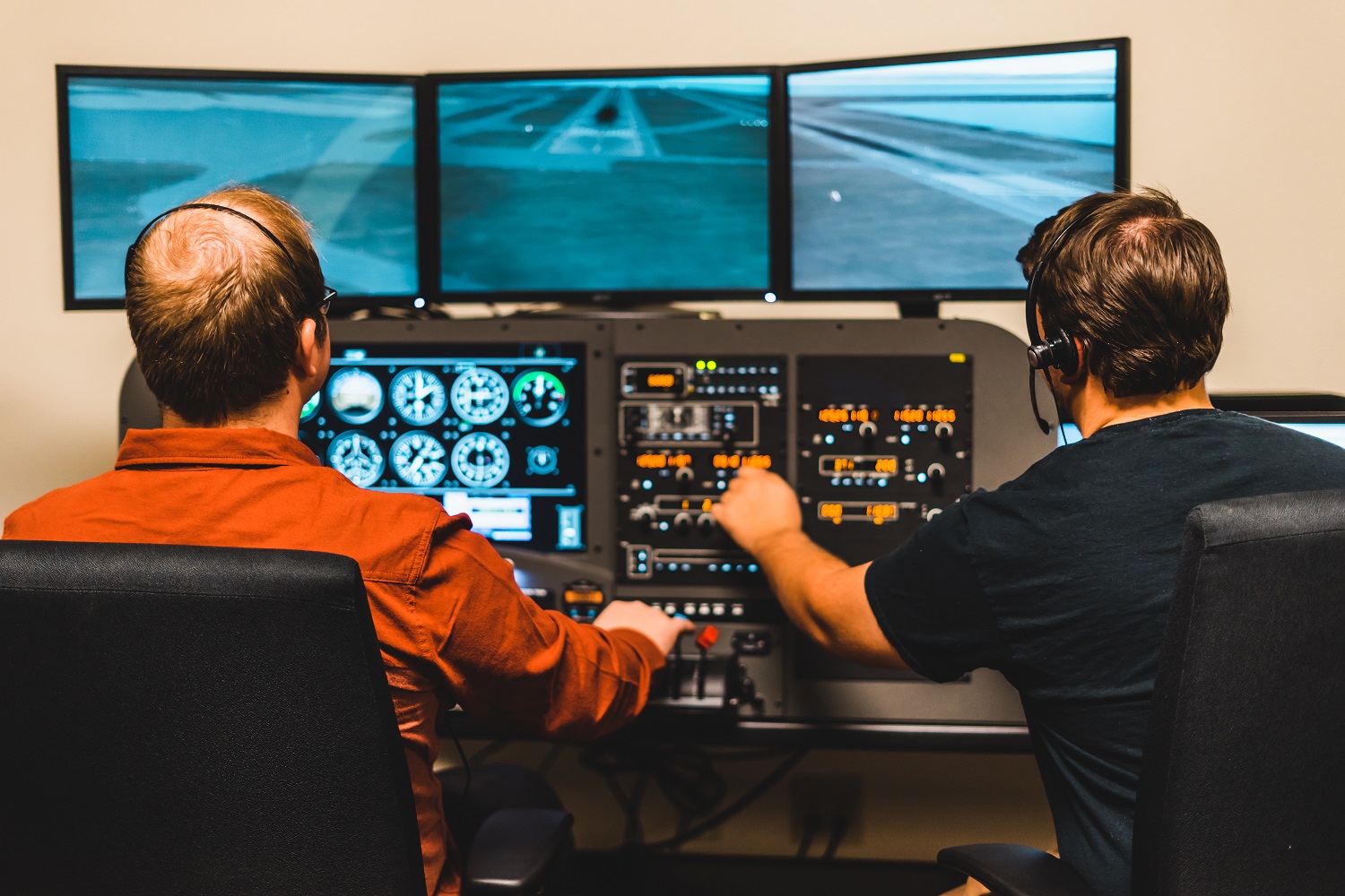 Students on Flight Simulator
