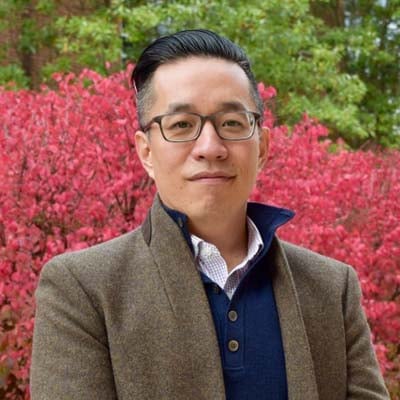 Dr. David Lee Faculty Portrait 