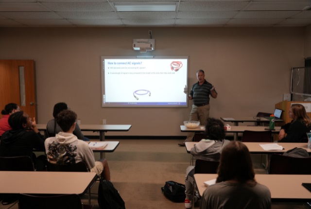 R&S Capitol Tech Visit - Tom Kelchner Discusses AC Signals