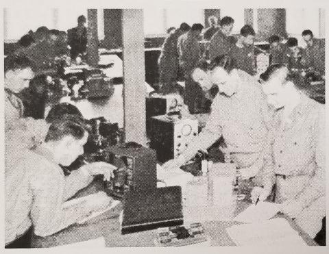 CREI military students learning radio electronics
